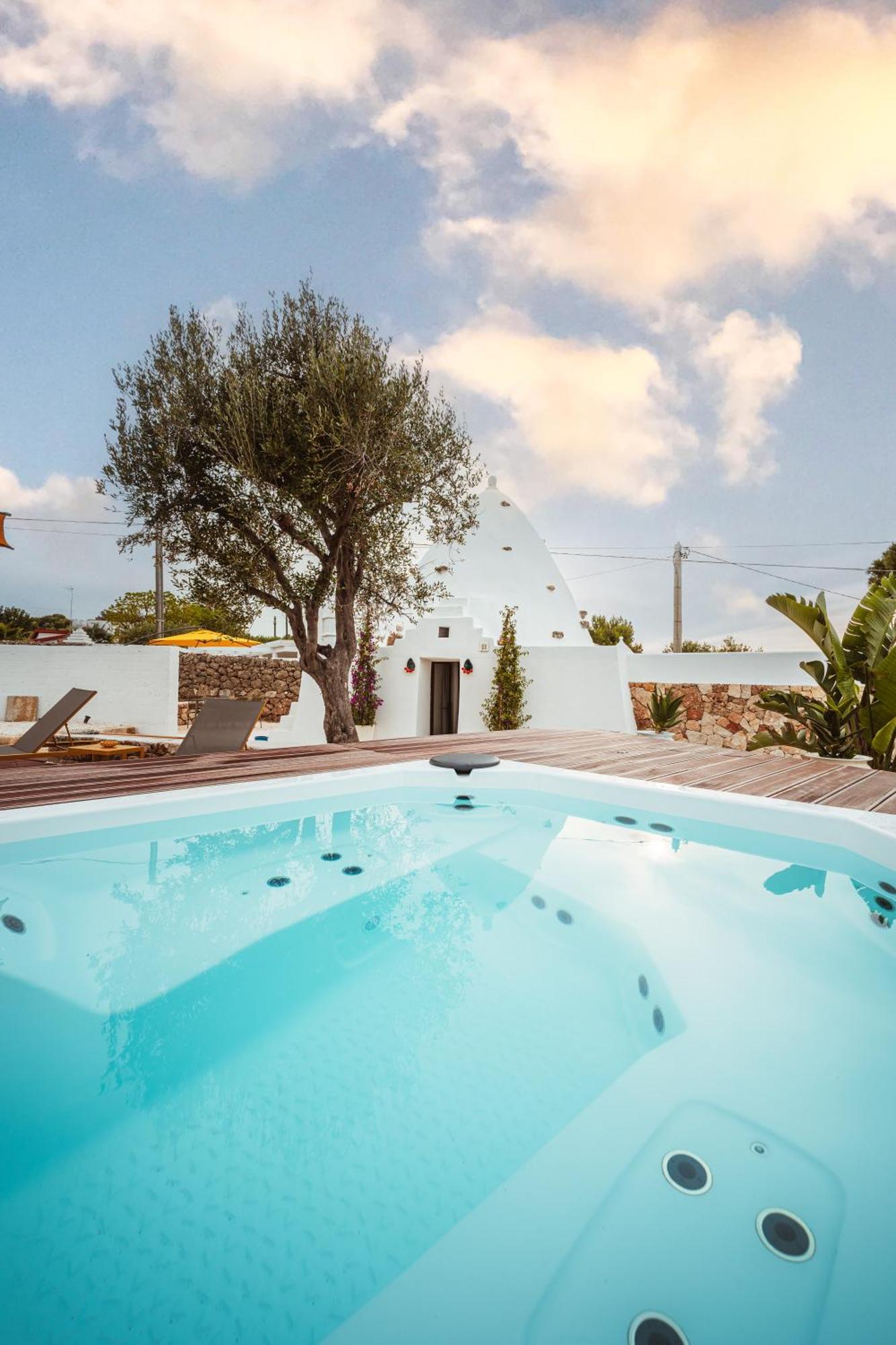 Trullomare & Pool - Housea Villa Polignano a Mare Exterior photo