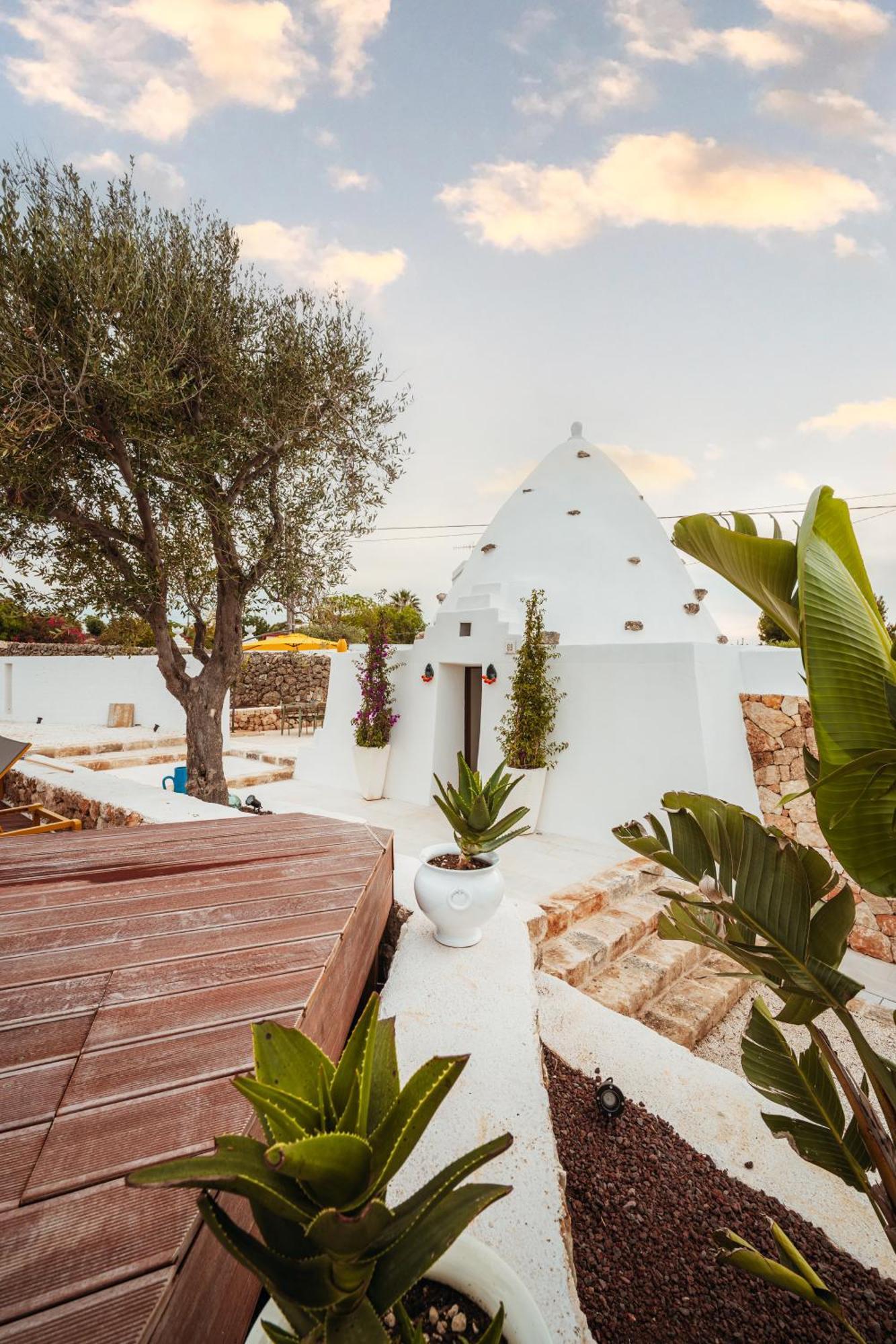 Trullomare & Pool - Housea Villa Polignano a Mare Exterior photo