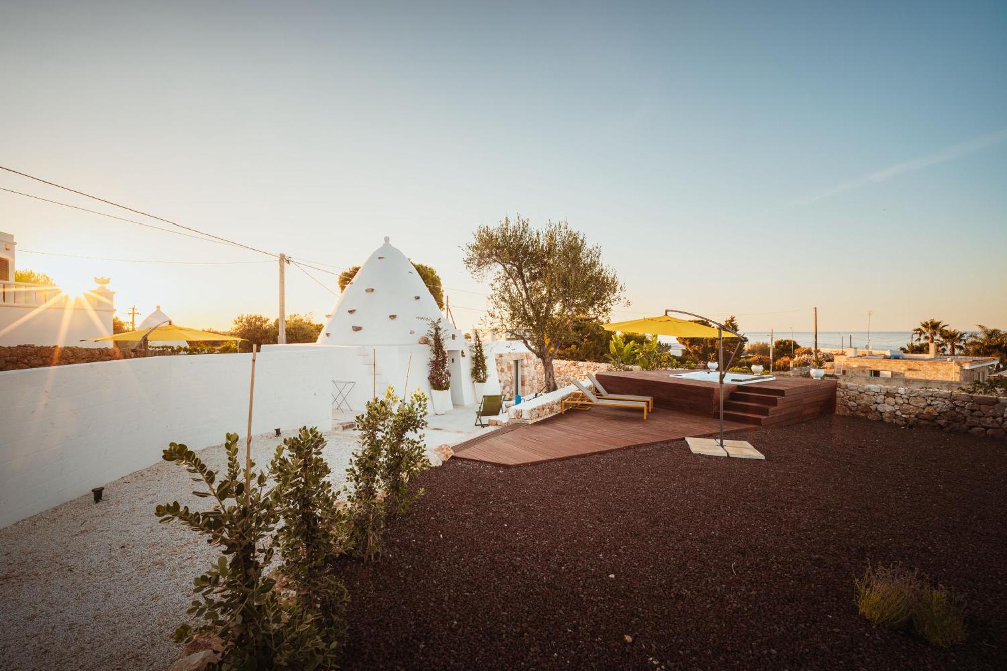 Trullomare & Pool - Housea Villa Polignano a Mare Exterior photo