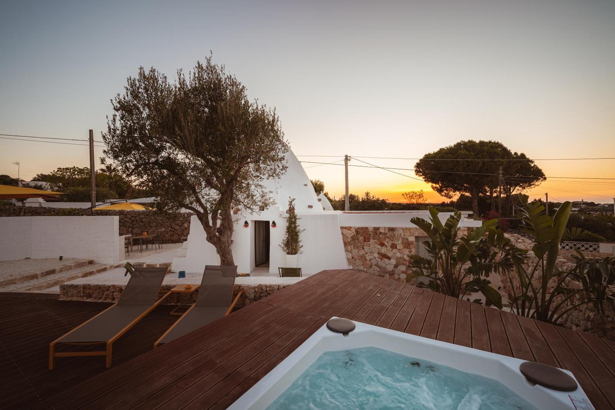 Trullomare & Pool - Housea Villa Polignano a Mare Exterior photo